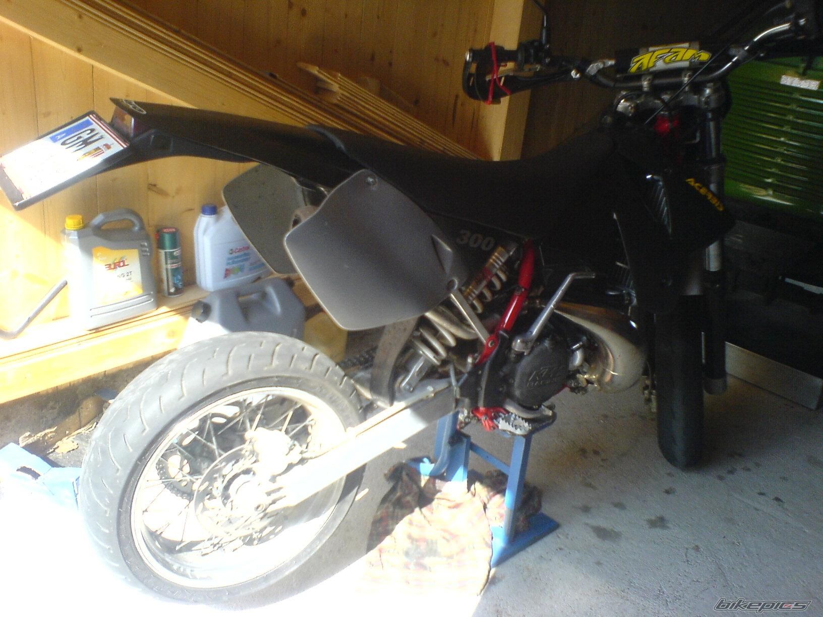 1998 KTM 300 EXC | Picture 1394131 motorcycle photo
