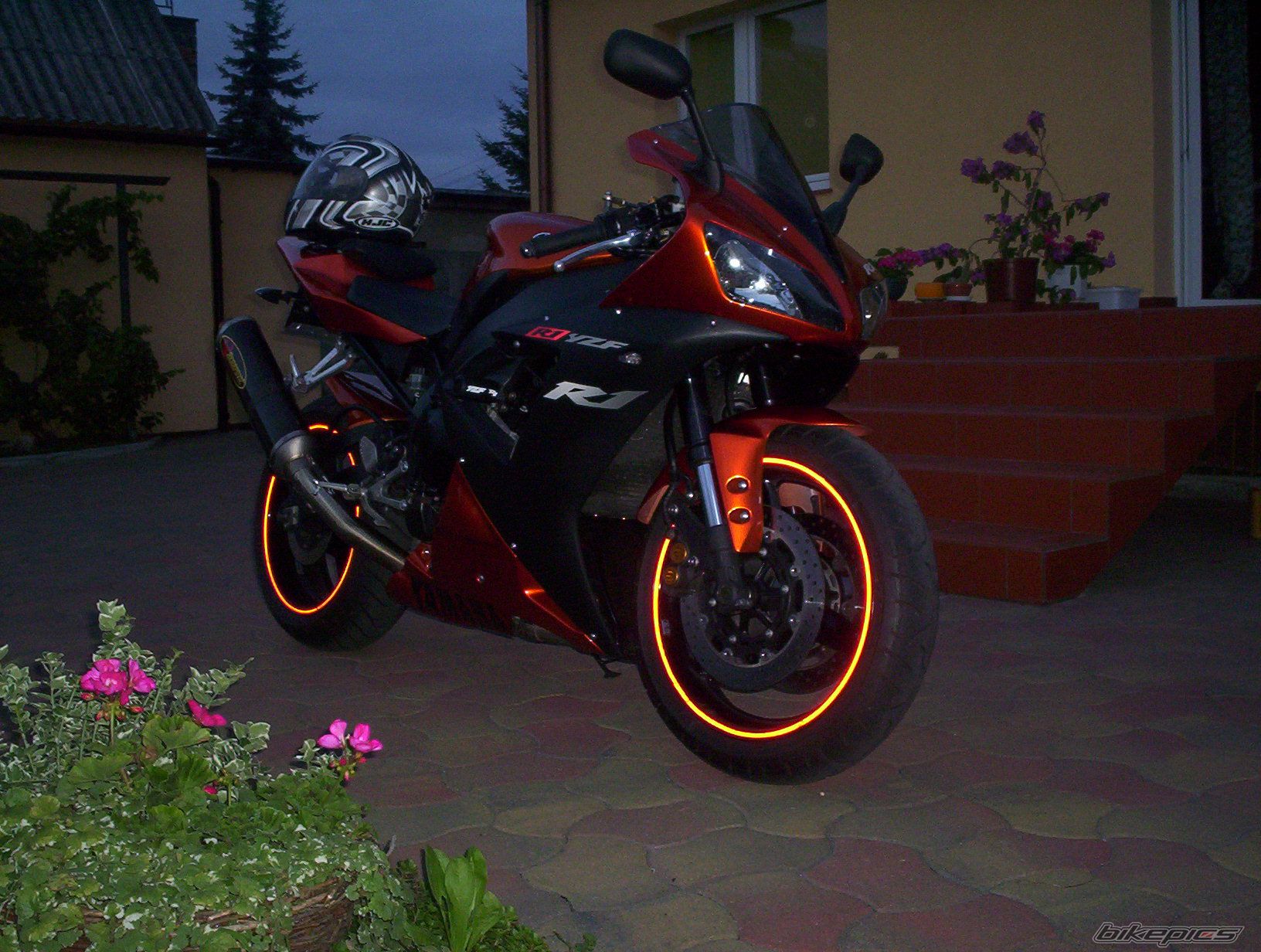 2003 YAMAHA YZF R1 | Picture 1396915 motorcycle photo