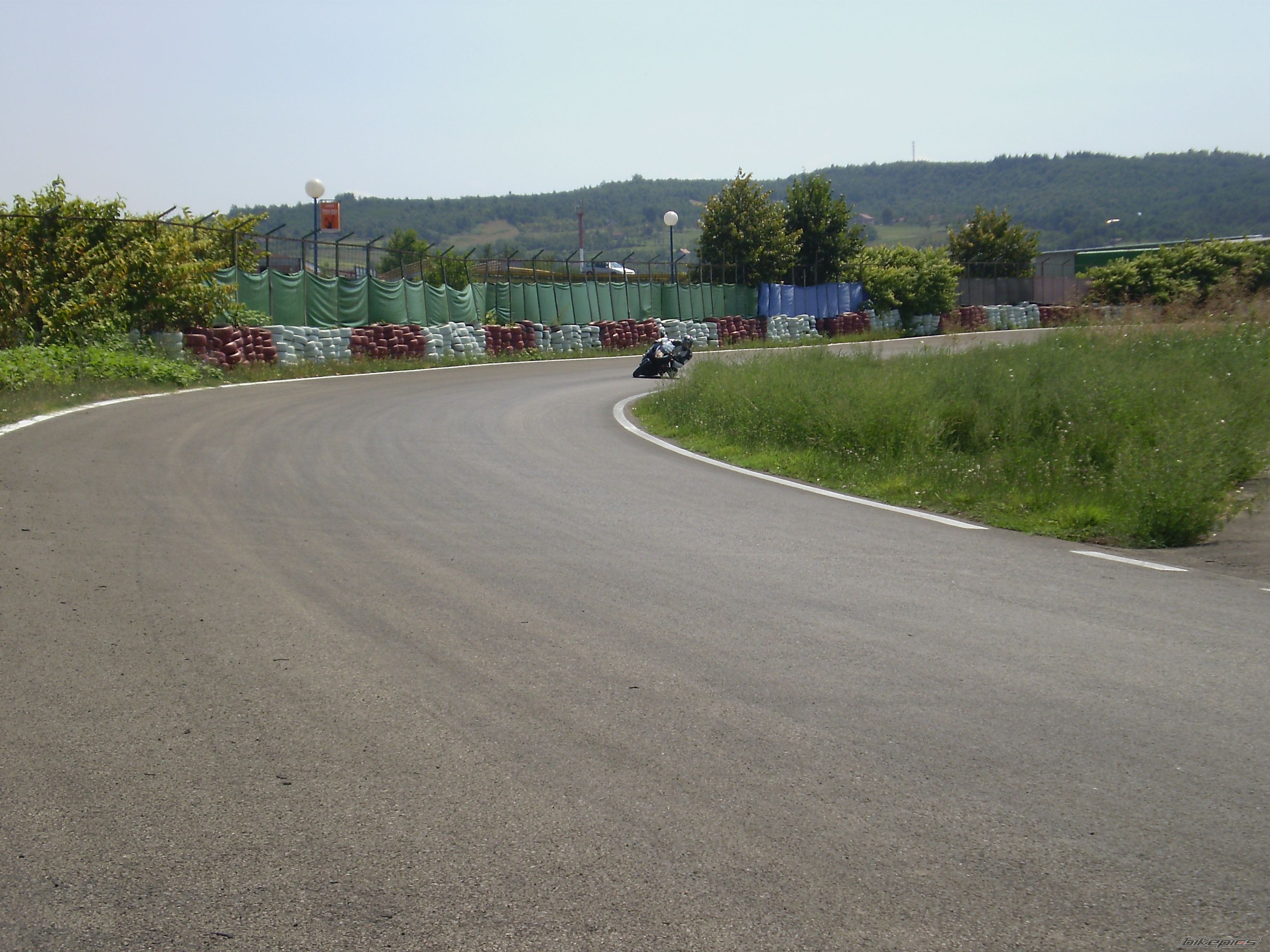 2004 SUZUKI GSX R 1000 | Picture 1397158 motorcycle photo