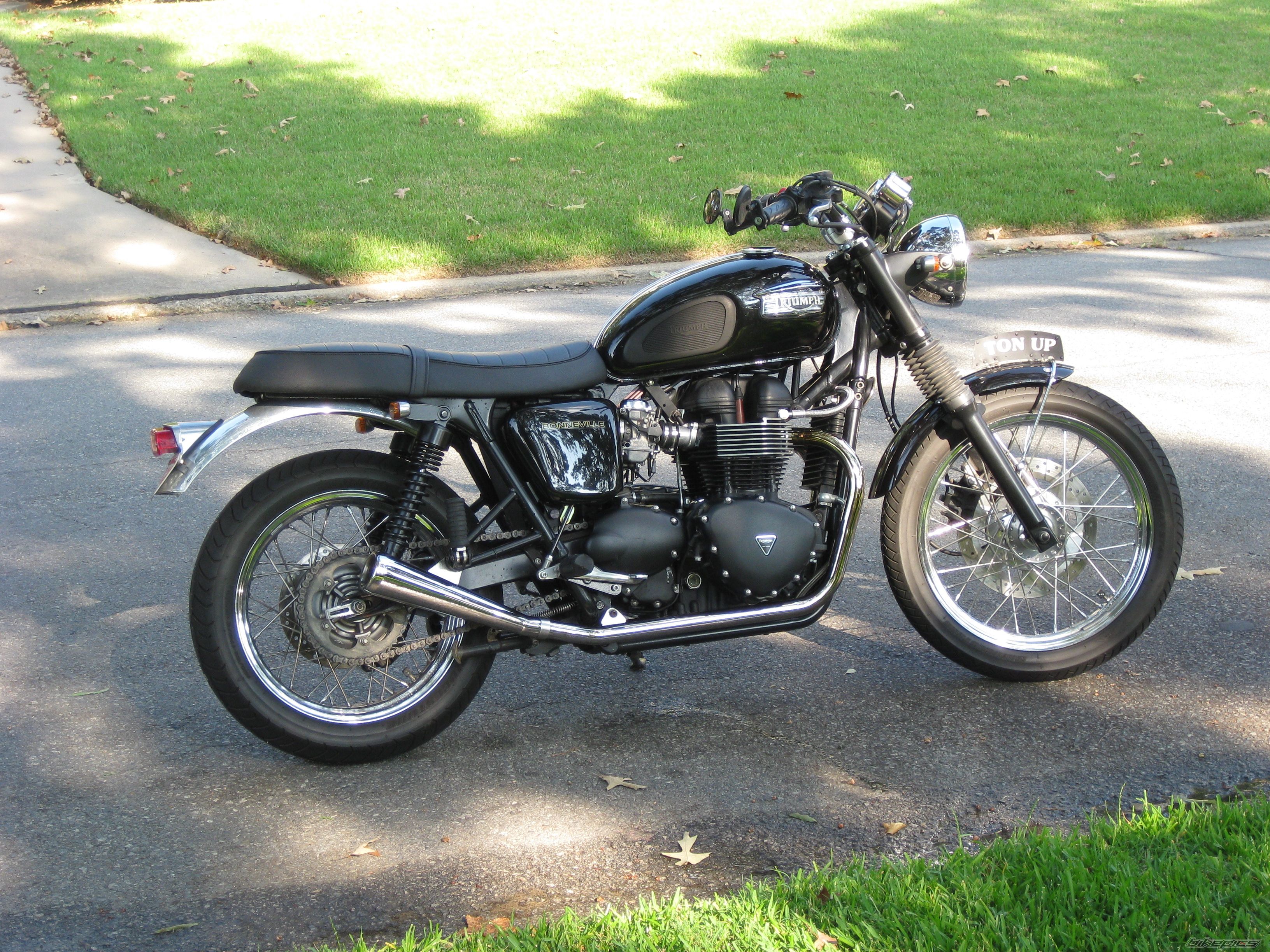 2007 TRIUMPH BONNEVILLE | Picture 1397240 motorcycle photo