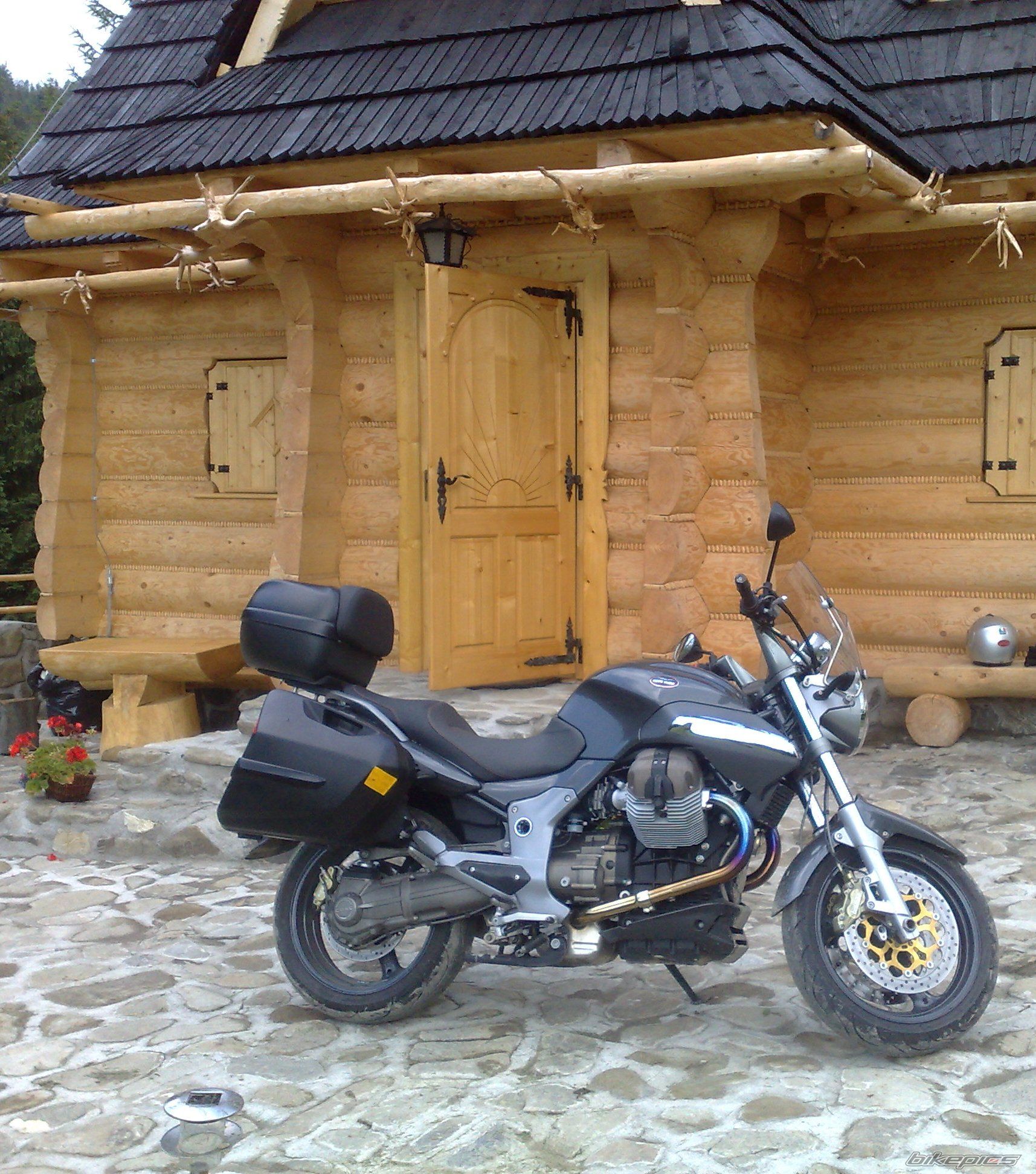 2006 MOTO GUZZI BREVA 1100 | Picture 1397254 motorcycle photo