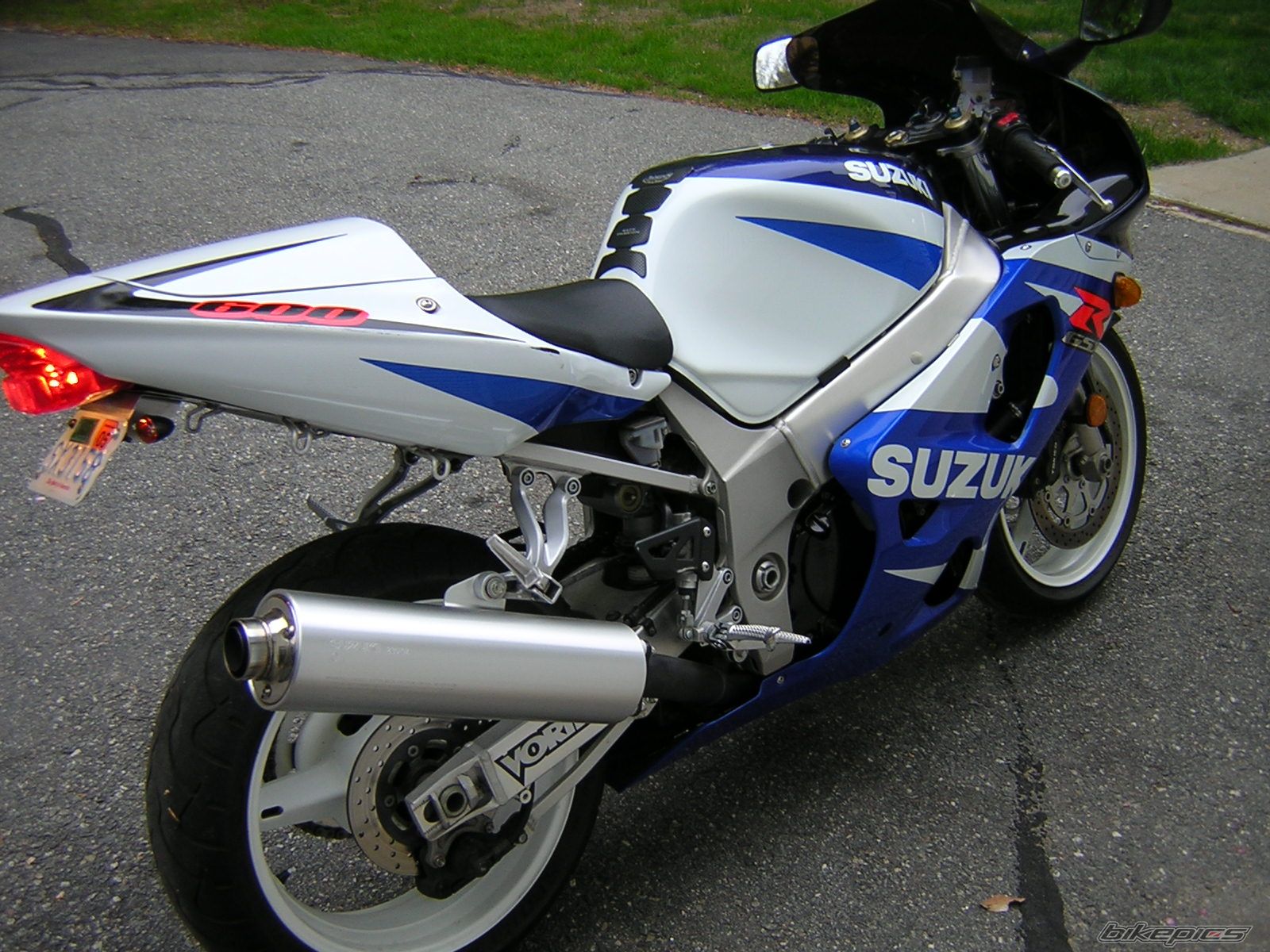 2001 SUZUKI GSX R 600 | Picture 1397280 motorcycle photo