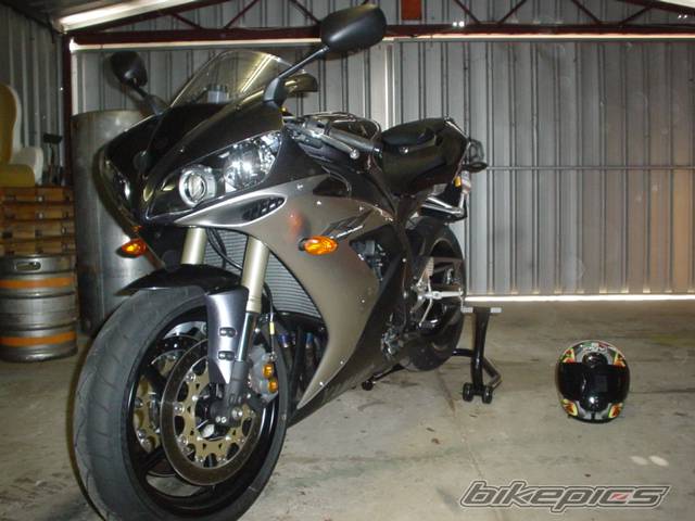 2004 YAMAHA YZF R1 | Picture 139769 motorcycle photo
