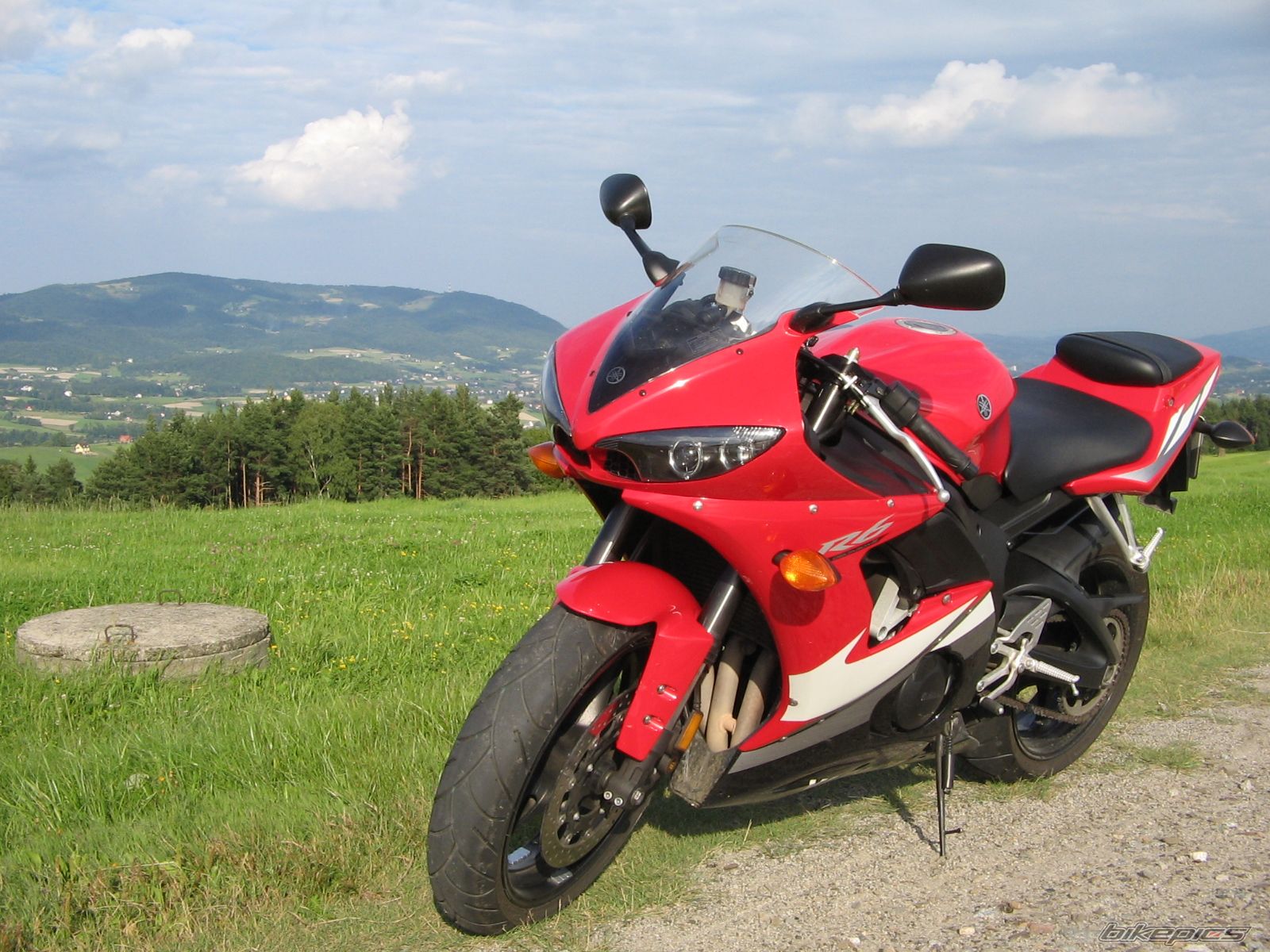 2005 YAMAHA YZF R6 | Picture 1398067 motorcycle photo
