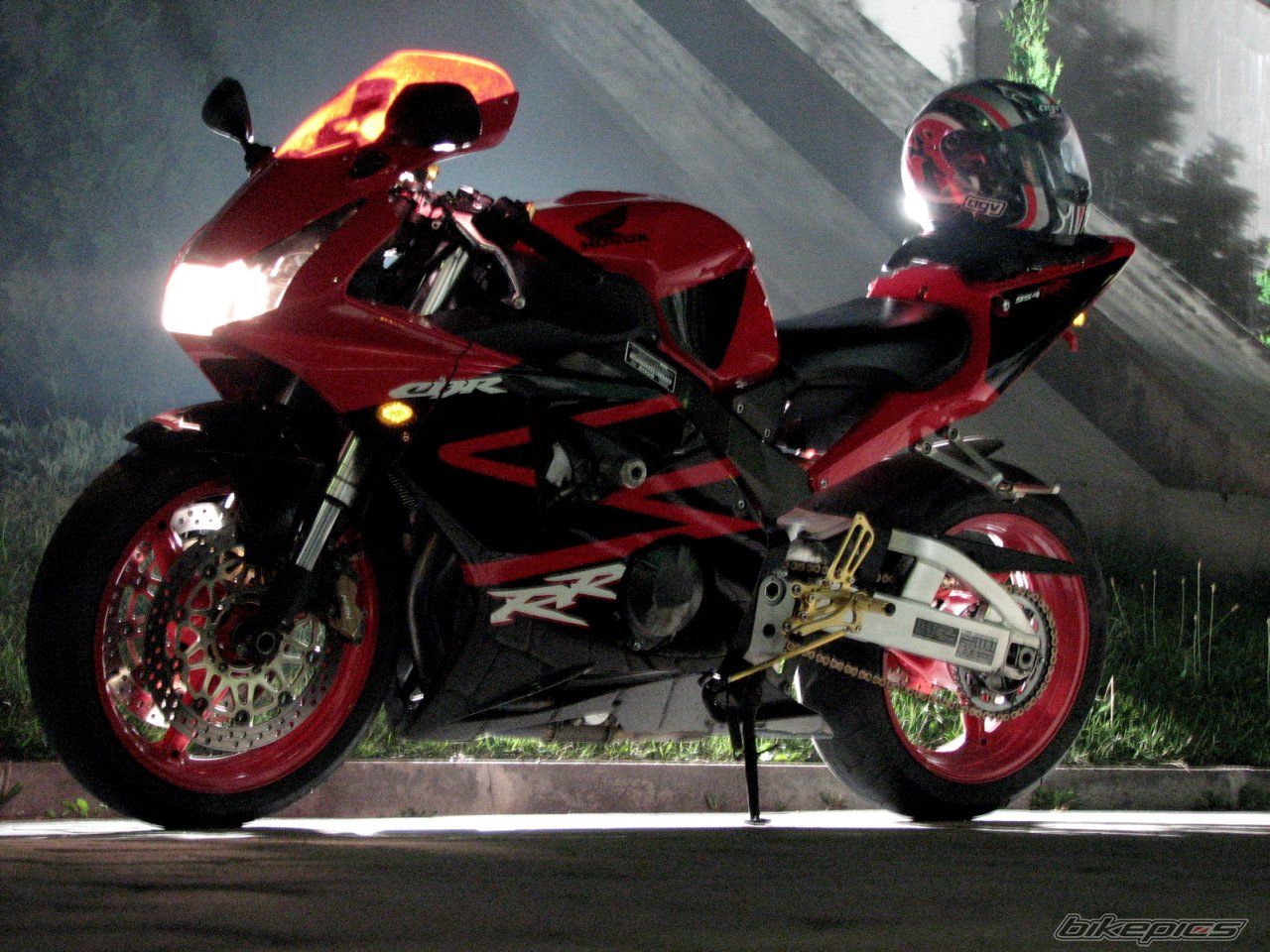 2002 HONDA CBR 900 | Picture 1398236 motorcycle photo