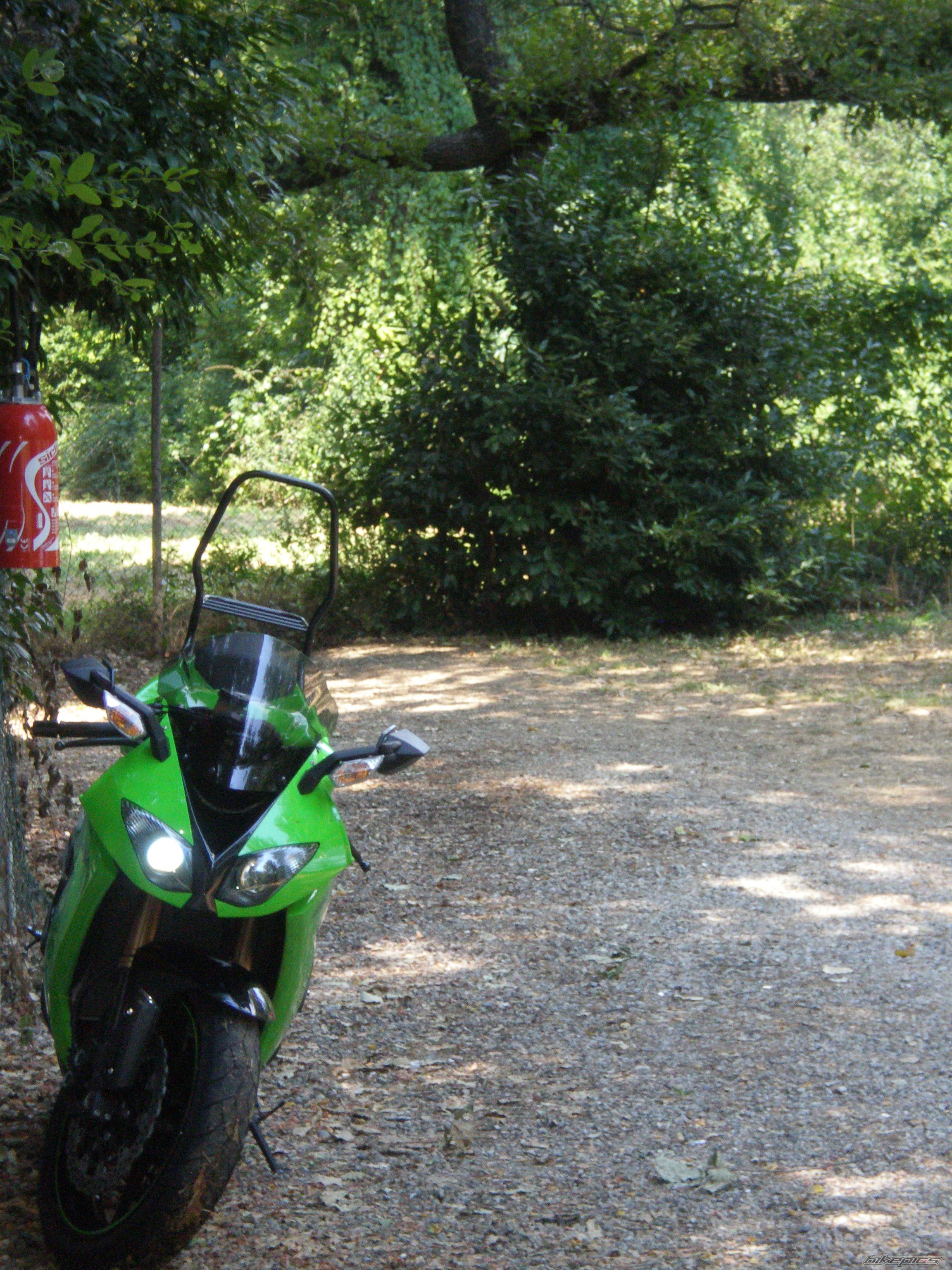 2008 KAWASAKI ZX 10R | Picture 1400125 motorcycle photo