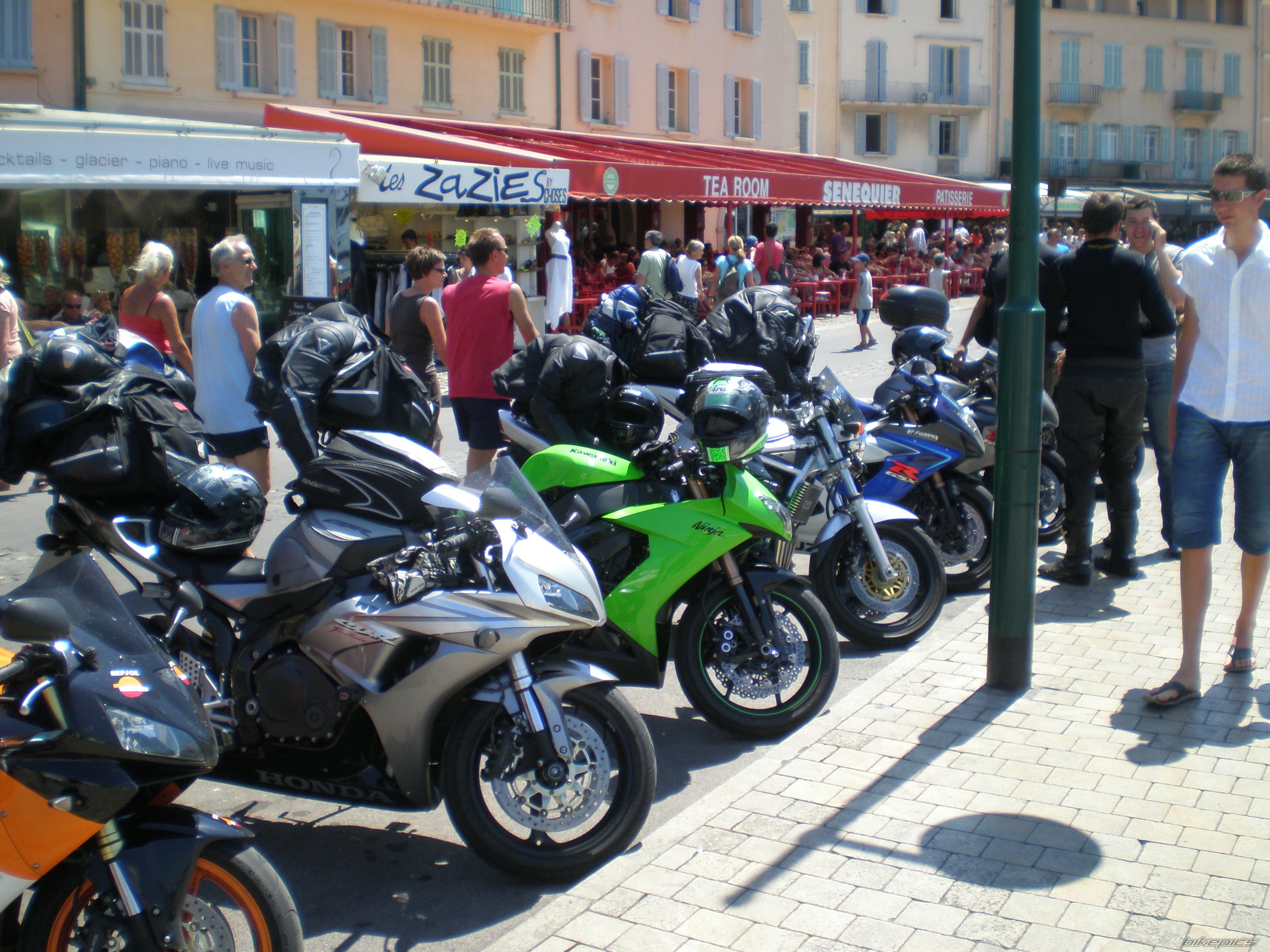 2008 KAWASAKI ZX 10R | Picture 1400134 motorcycle photo