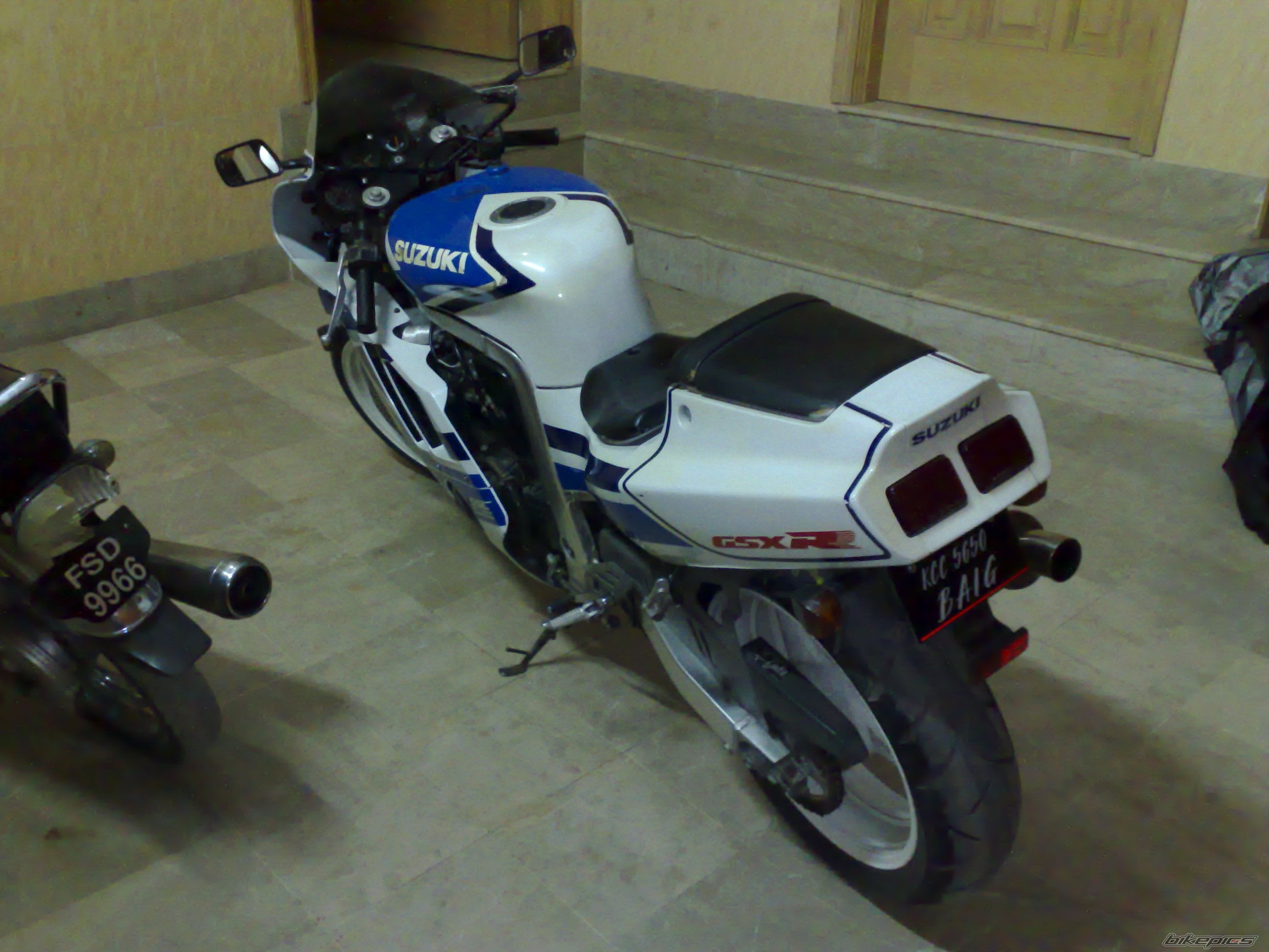 1999 SUZUKI GSX R 400 | Picture 1405619 motorcycle photo