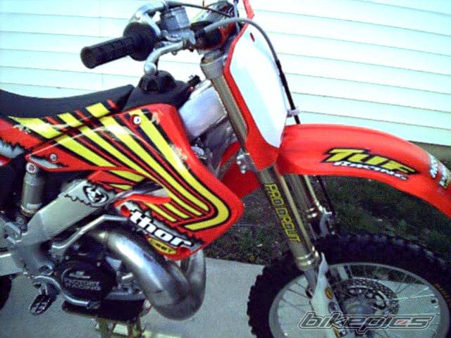 2001 HONDA CR 250 | Picture 140738 motorcycle photo