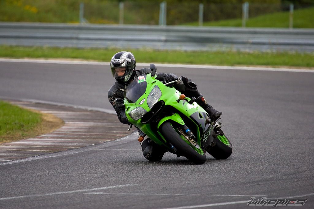 2002 KAWASAKI ZX 9R | Picture 1407533 motorcycle photo