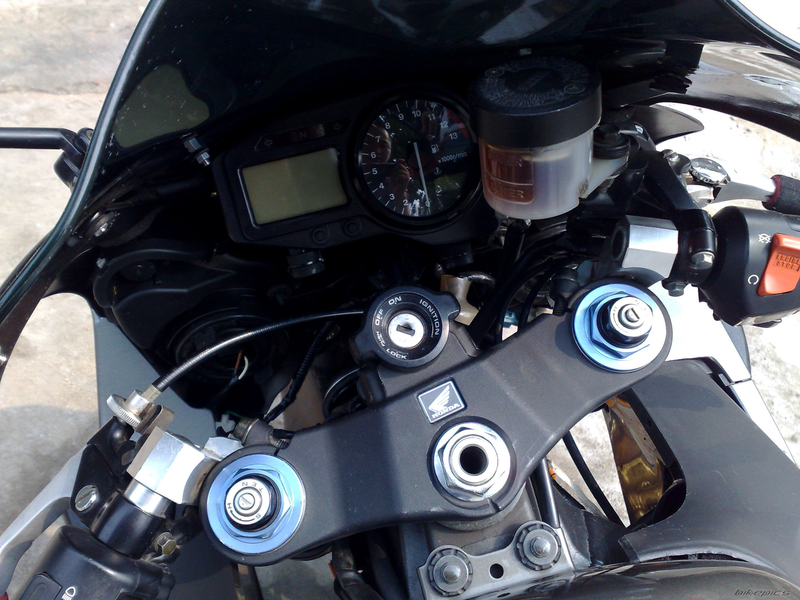 2003 HONDA CBR 900 | Picture 1408767 motorcycle photo