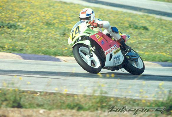 2002 YAMAHA SZR 660 | Picture 14096 motorcycle photo
