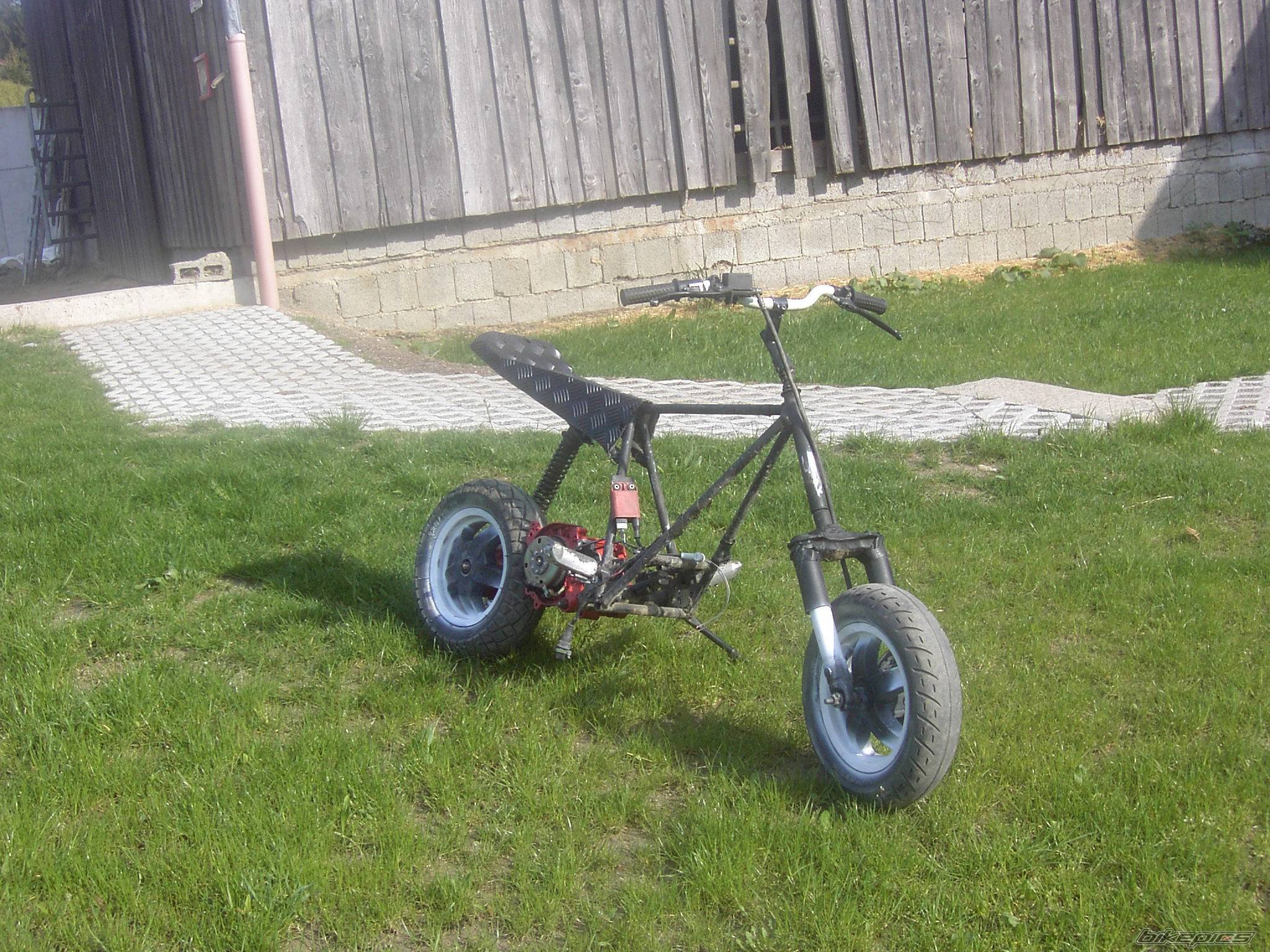 2004 PIAGGIO ZIP | Picture 141116 motorcycle photo