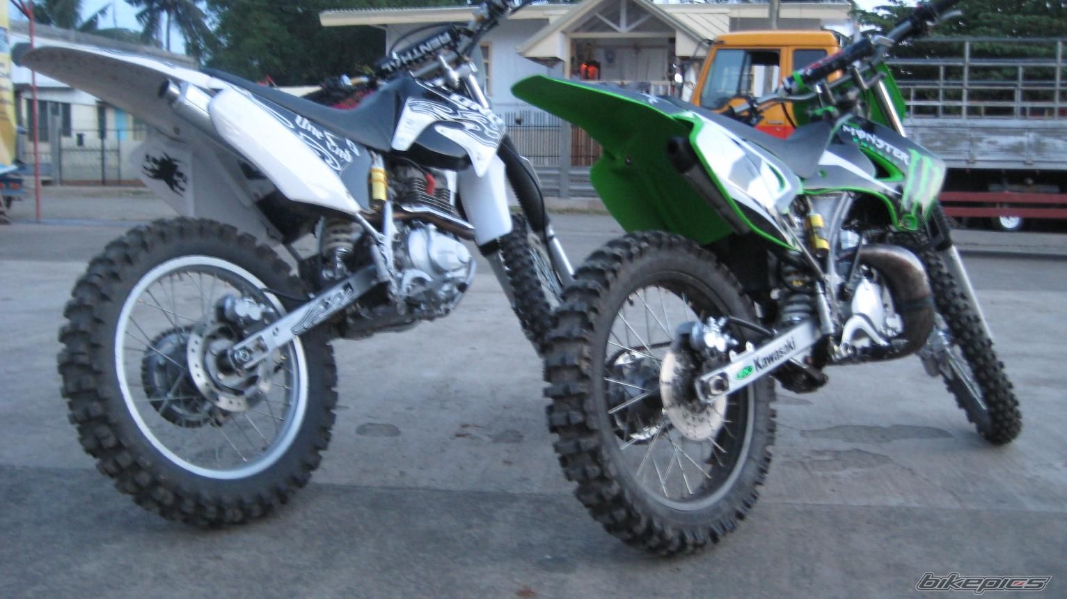 2008 KAWASAKI KMX 125 | Picture 1411395 motorcycle photo