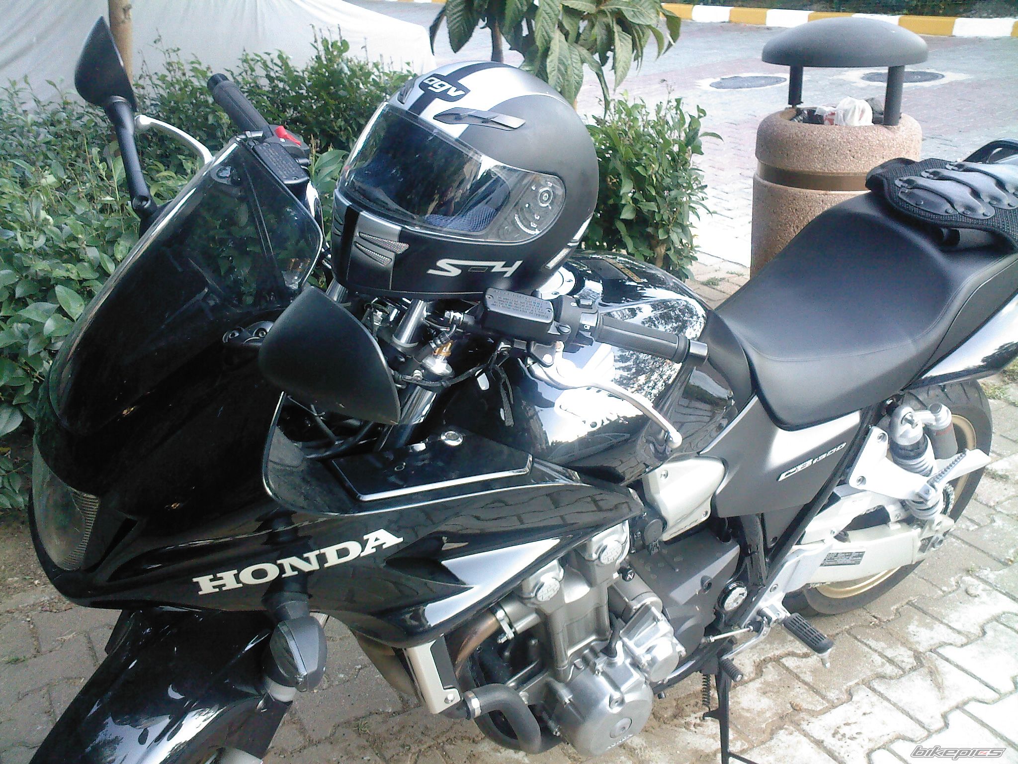2008 HONDA CB1300 | Picture 1411467 motorcycle photo