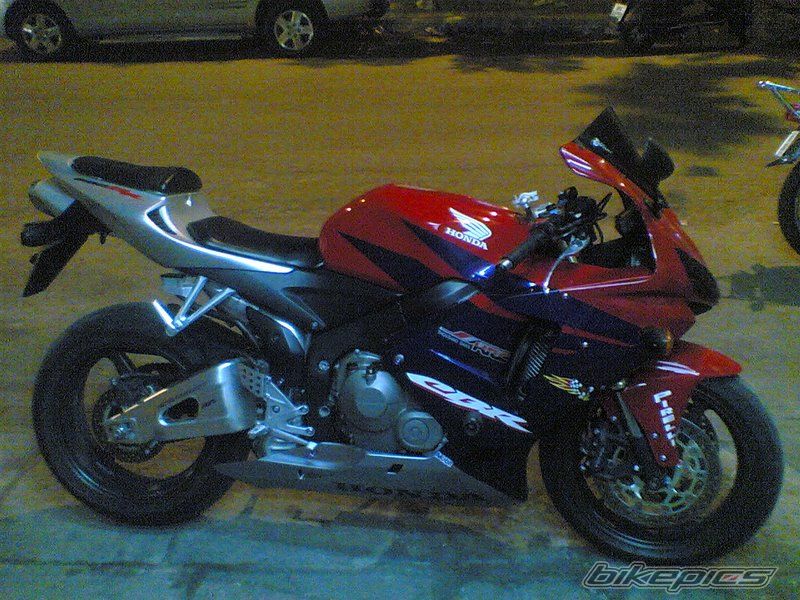 2007 YAMAHA YZF R1 | Picture 1412009 motorcycle photo