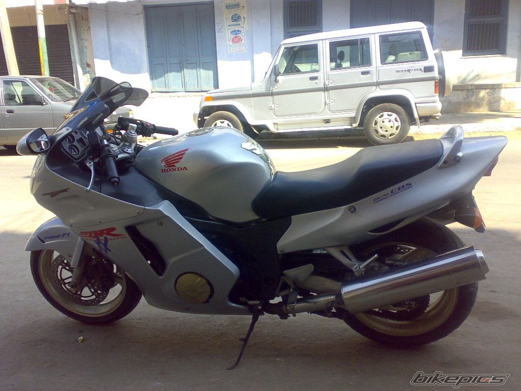2007 YAMAHA YZF R1 | Picture 1412034 motorcycle photo