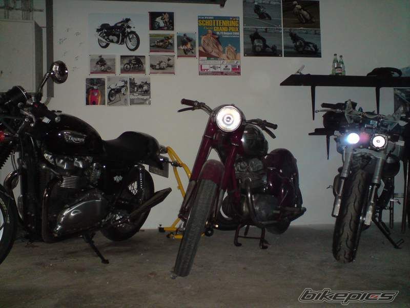 2007 TRIUMPH THRUXTON 900 | Picture 1412861 motorcycle photo