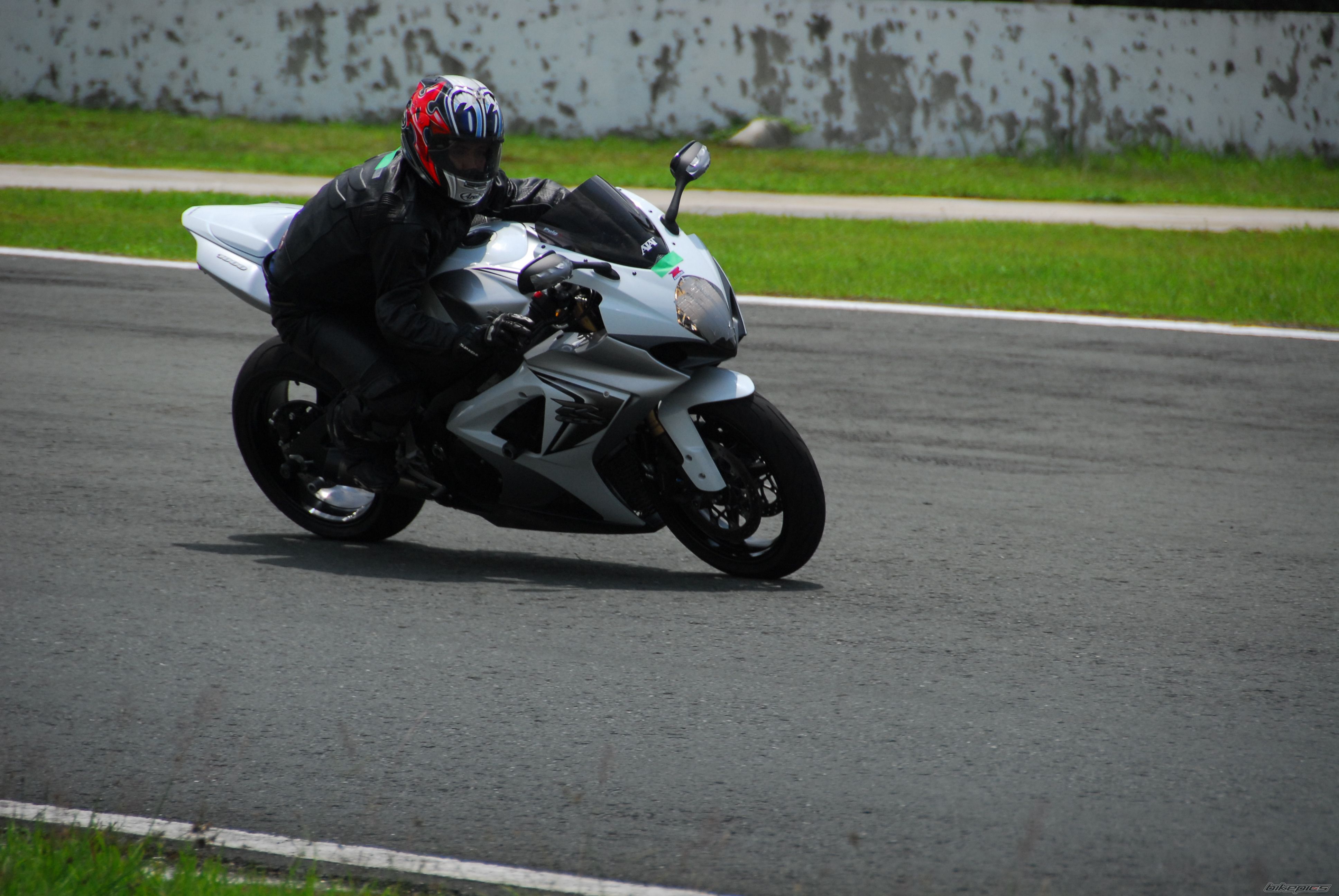 2008 SUZUKI GSX R 1000 | Picture 1414414 motorcycle photo