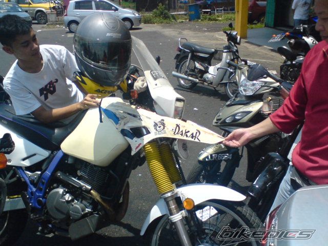 1994 HONDA NX 650 DOMINATOR | Picture 1416423 motorcycle photo