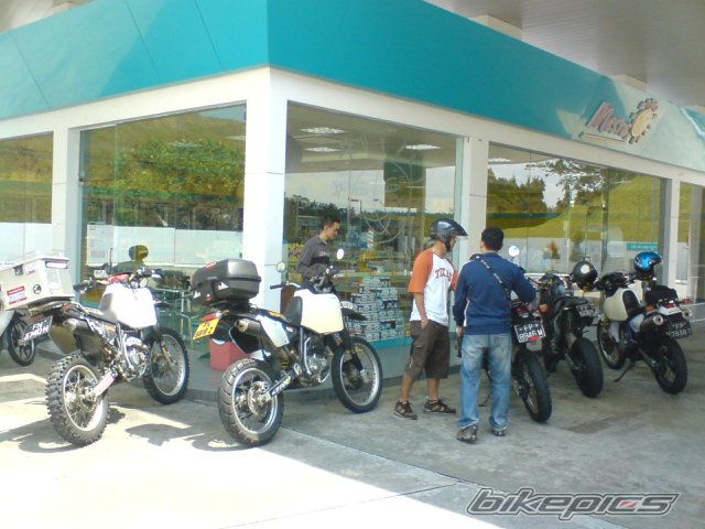 1994 HONDA NX 650 DOMINATOR | Picture 1416430 motorcycle photo