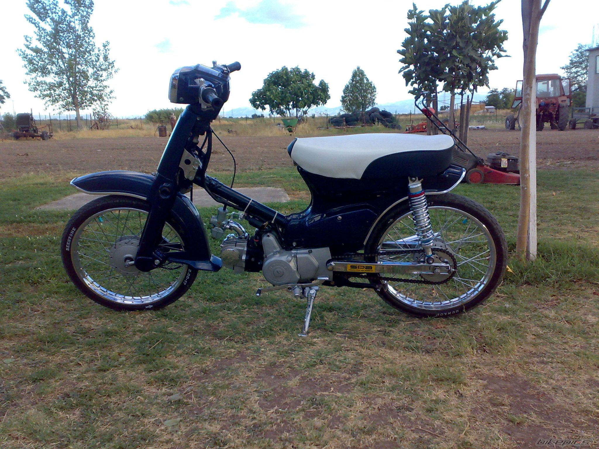 2000 HONDA C 90 | Picture 1419097 motorcycle photo