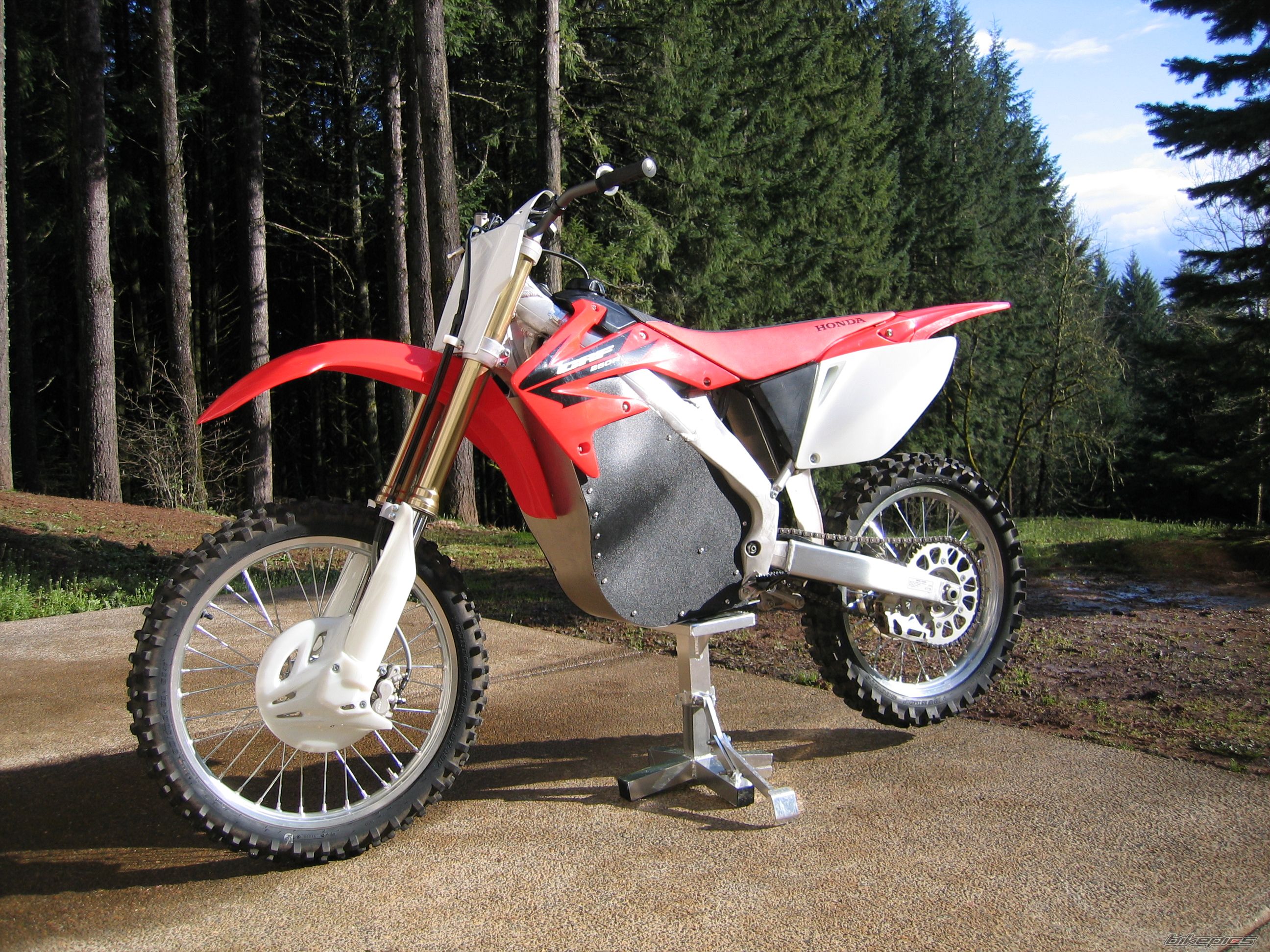 2005 HONDA CRF 250X | Picture 1419541 motorcycle photo
