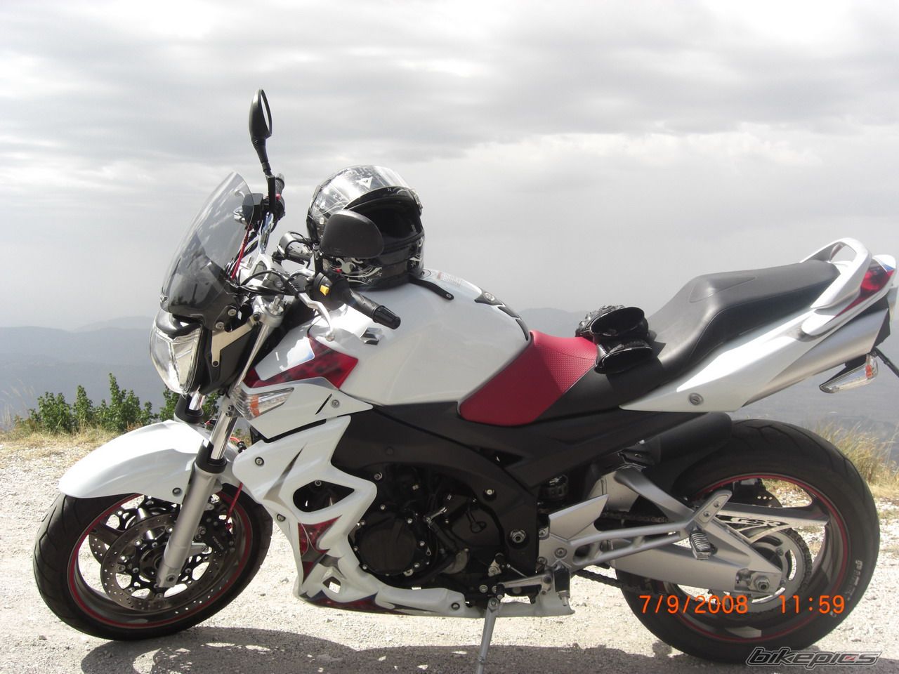2007 SUZUKI GSR 600 | Picture 1420184 motorcycle photo