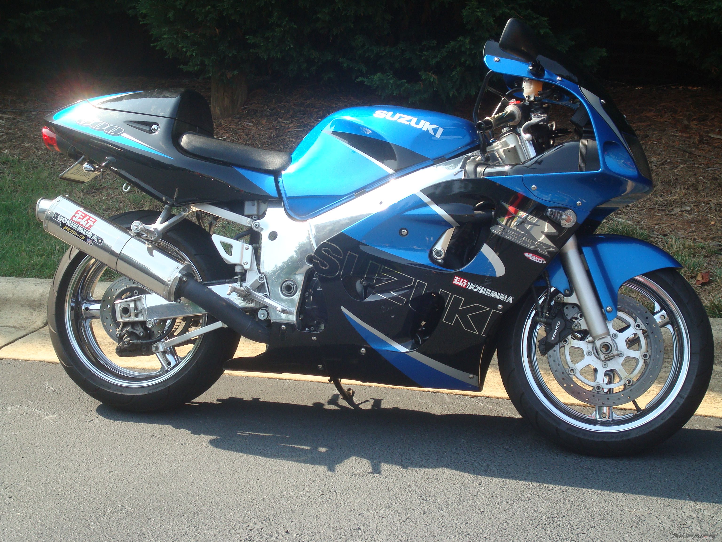 2000 SUZUKI GSX R 600 | Picture 1421900 motorcycle photo