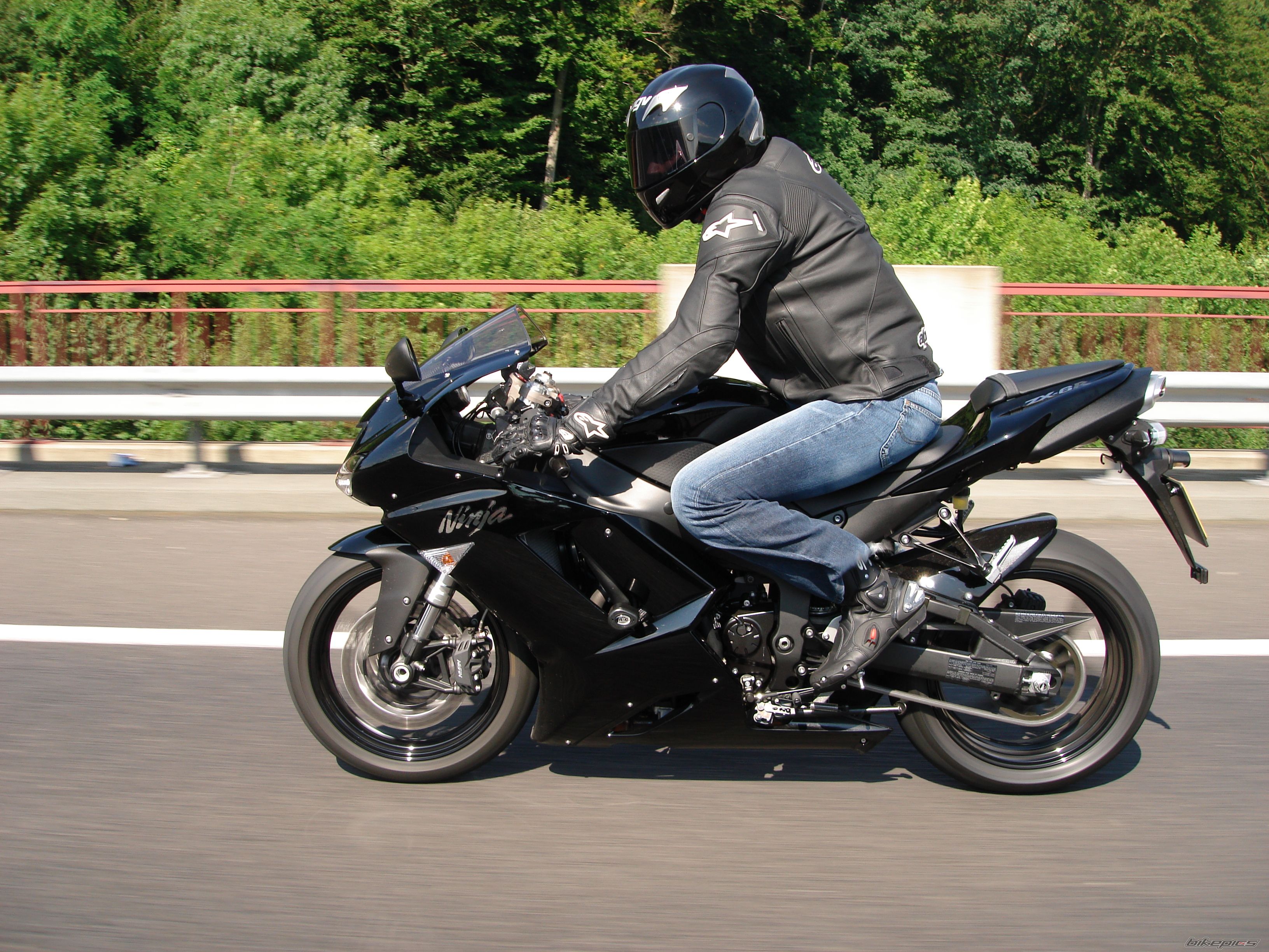 2008 KAWASAKI ZX 6R | Picture 1424948 motorcycle photo