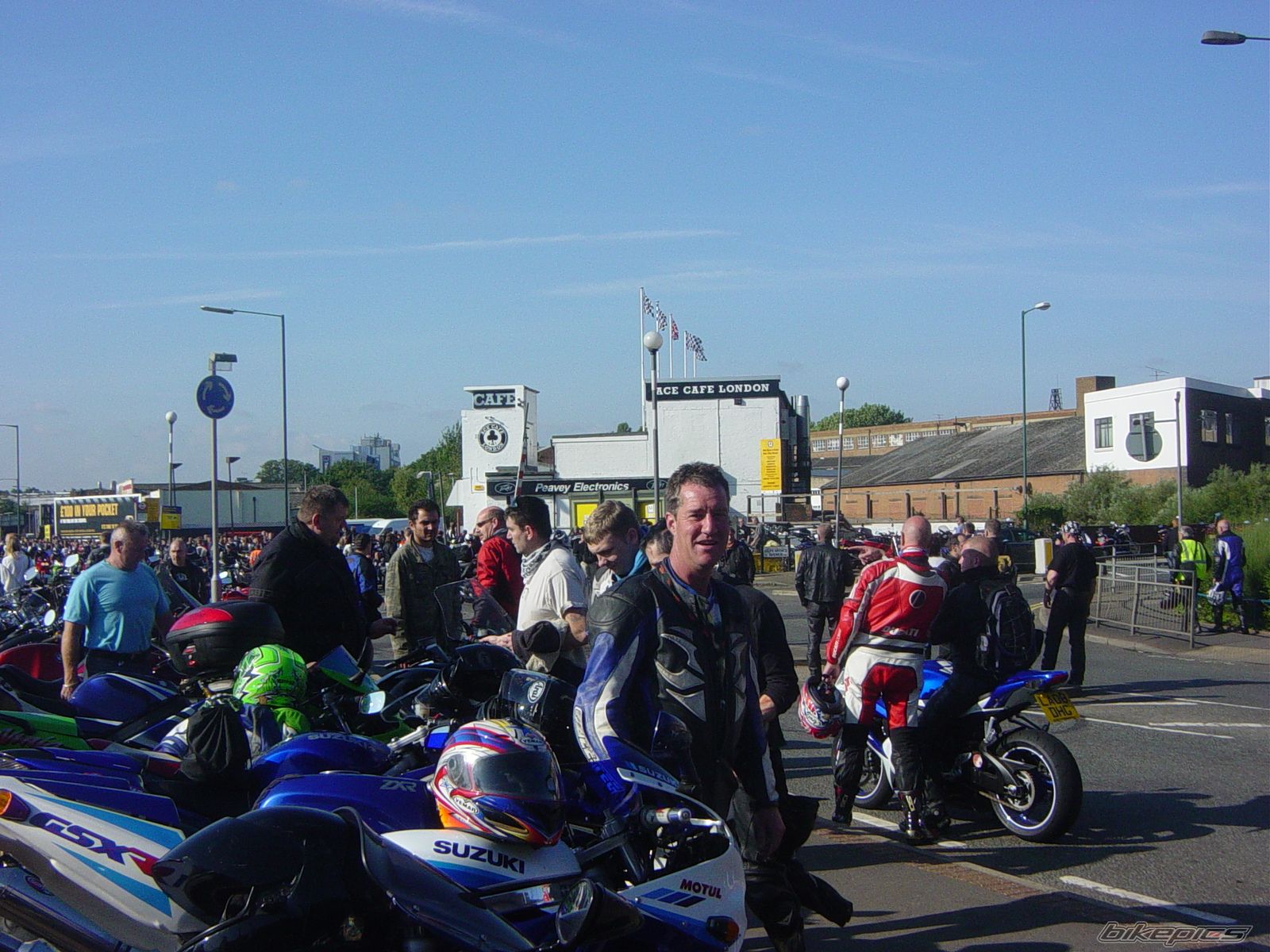 1989 SUZUKI GSX R 1100 | Picture 1425044 motorcycle photo