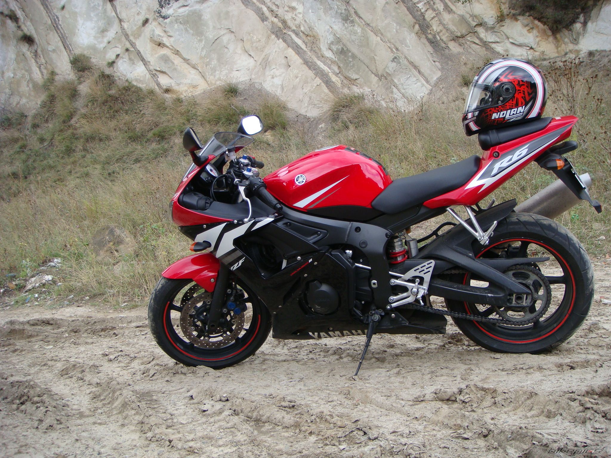 2004 YAMAHA YZF R6 | Picture 1425581 motorcycle photo