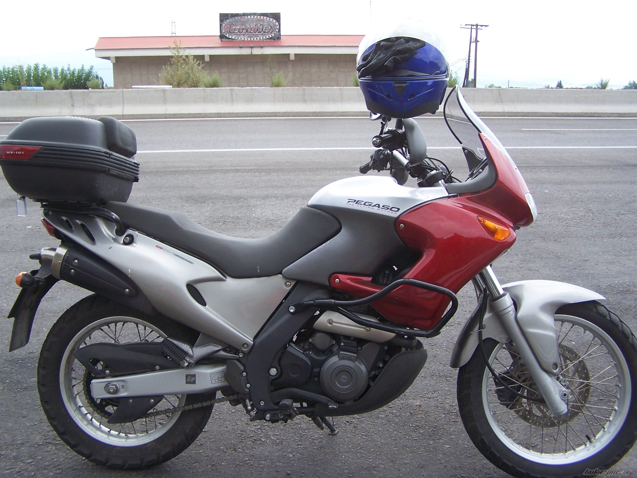 2003 APRILIA PEGASO 650 IE | Picture 1425740 motorcycle photo