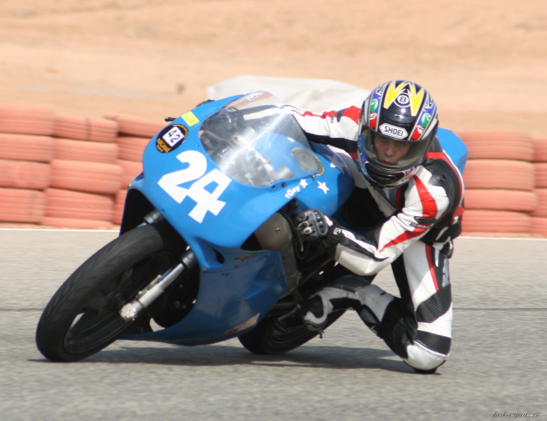 2006 APRILIA AF1 FUTURA 125 | Picture 1425814 motorcycle photo