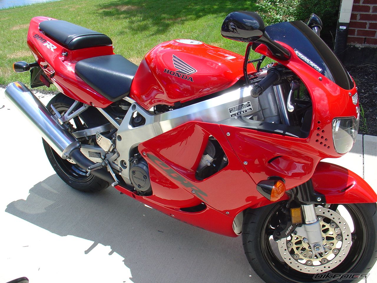 1997 HONDA CBR 900 | Picture 1425840 motorcycle photo
