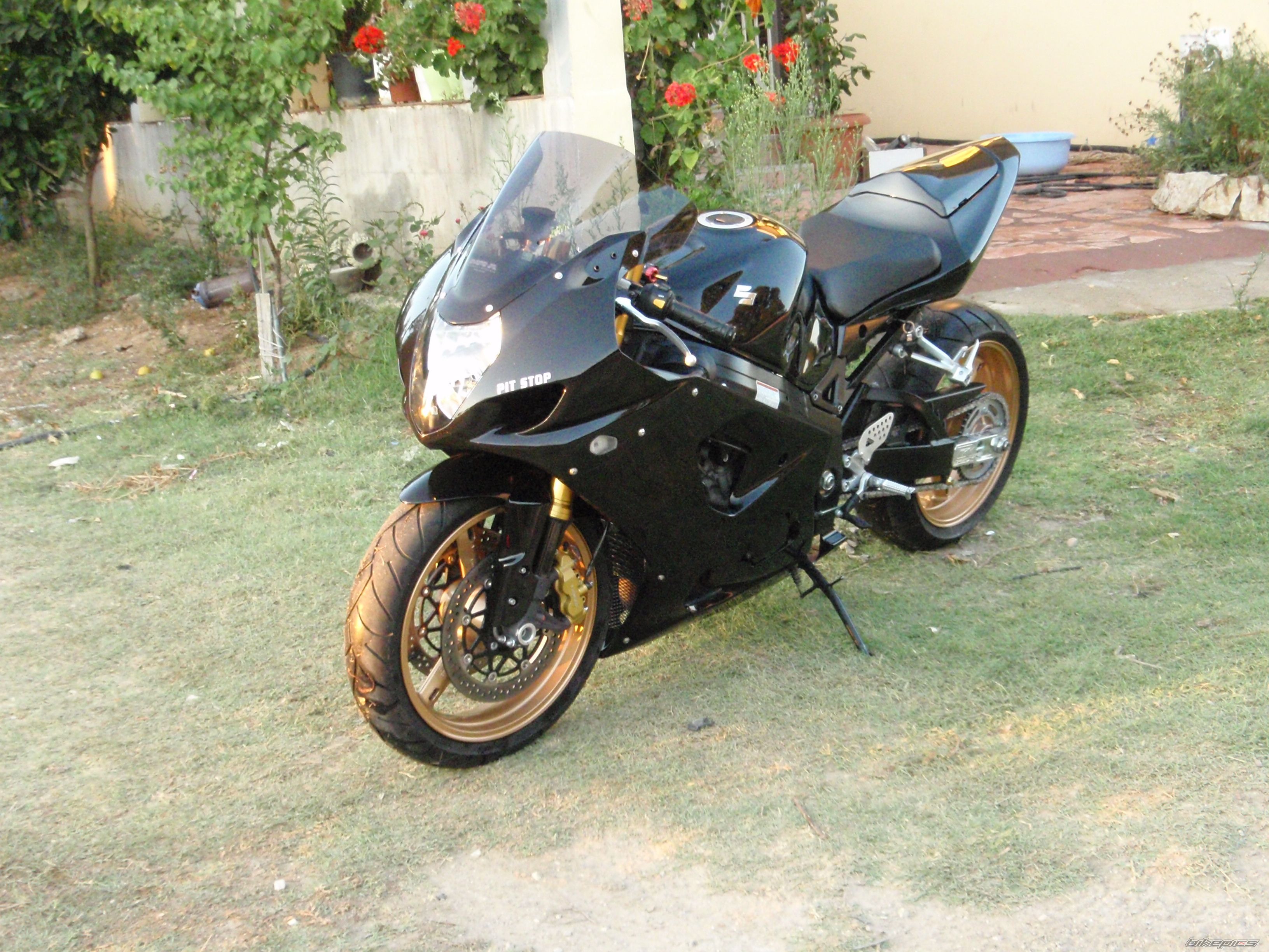 2004 SUZUKI GSX R 1000 | Picture 1426395 motorcycle photo