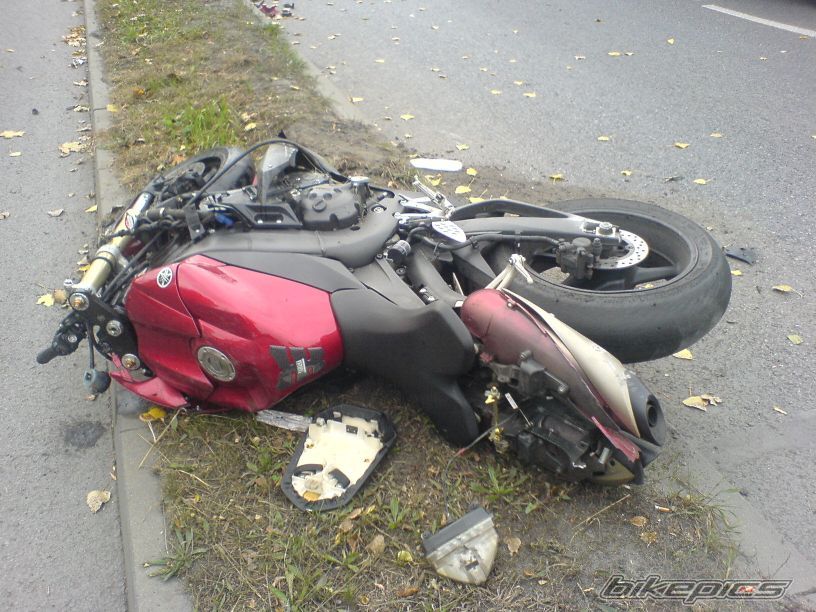 2004 YAMAHA YZF R1 | Picture 1426551 motorcycle photo