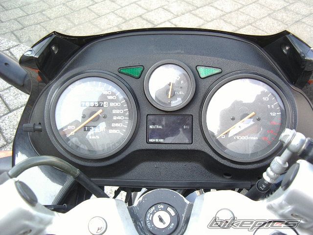 1993 SUZUKI GSX 750F | Picture 1426790 motorcycle photo