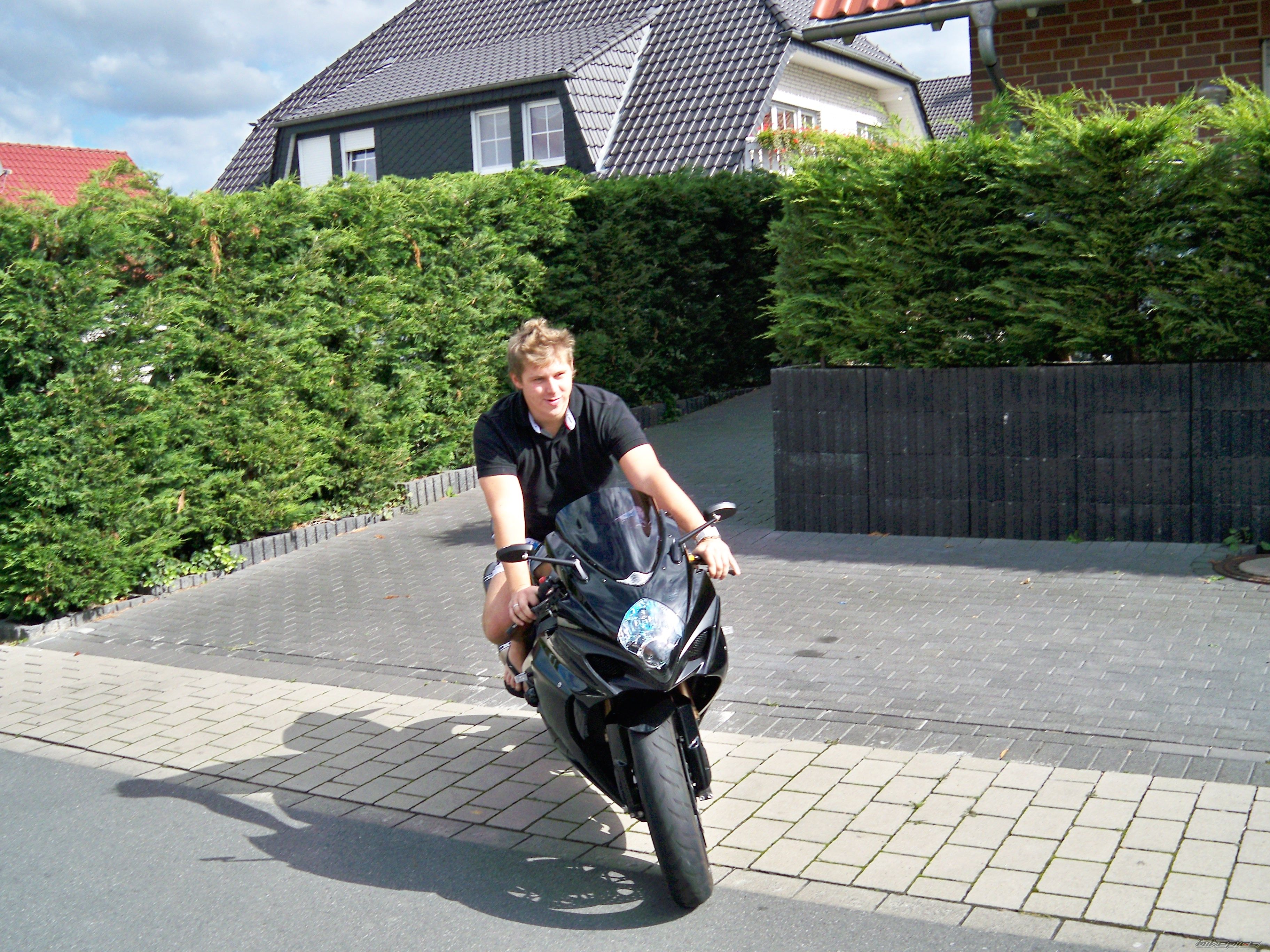 2008 SUZUKI GSX R 1000 | Picture 1428780 motorcycle photo