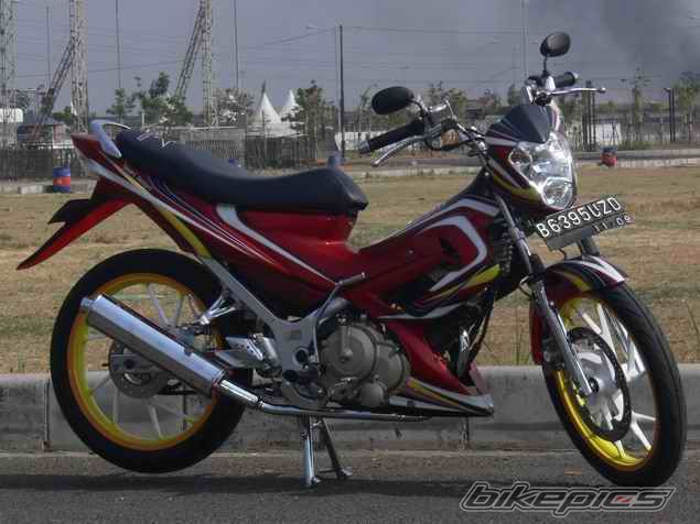 2004 SUZUKI SATRIA F 150 | Picture 1429509 motorcycle photo