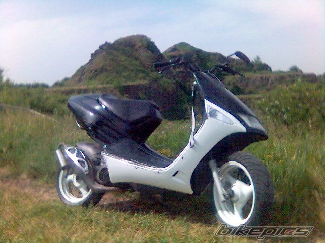 2001 APRILIA SR 50 | Picture 1429716 motorcycle photo