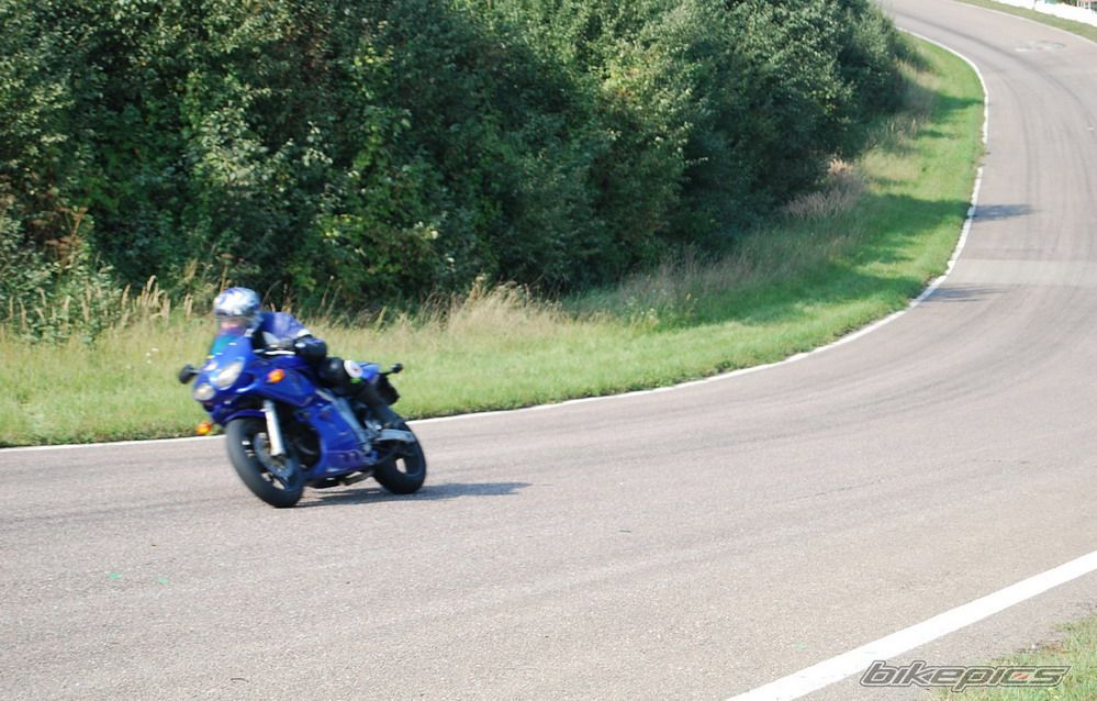 2000 SUZUKI SV 650S | Picture 1430172 motorcycle photo