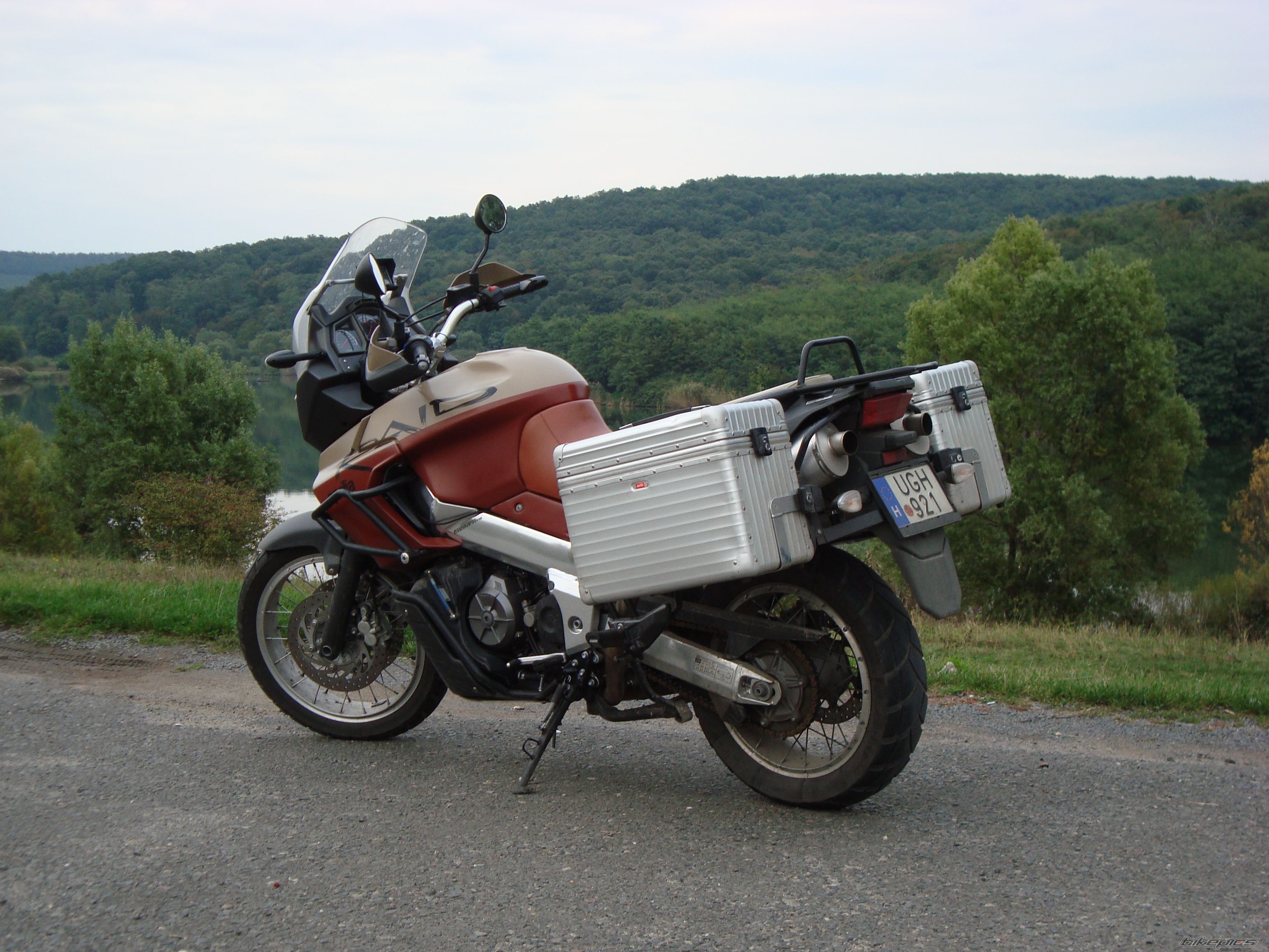 2005 APRILIA CAPONORD RALLY RAID | Picture 1433996 motorcycle photo