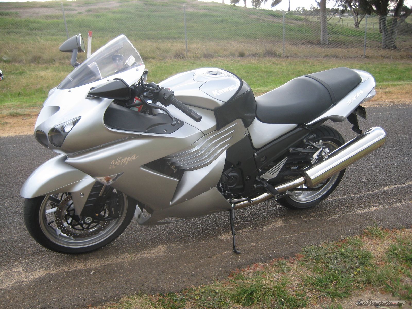 2008 KAWASAKI ZZR 1400 | Picture 1435124 motorcycle photo