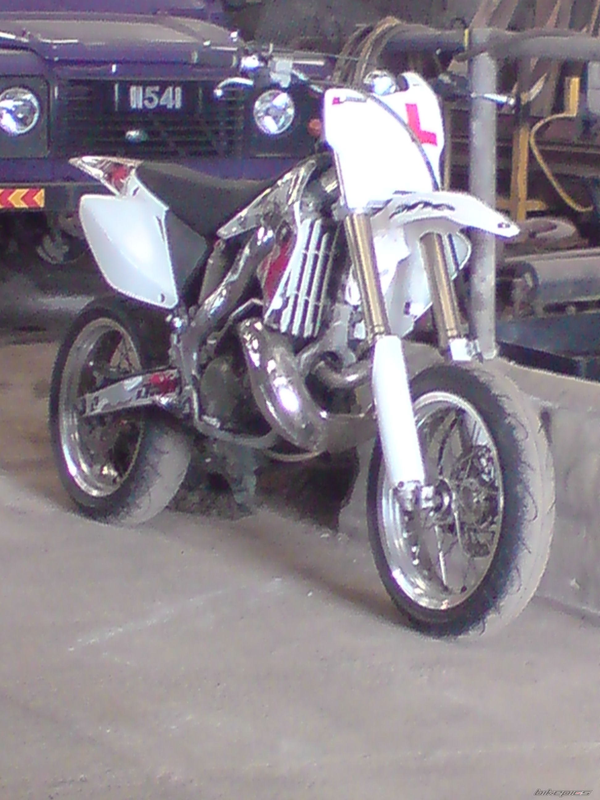 2004 HONDA CR 250 | Picture 1435321 motorcycle photo