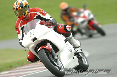 2000 YAMAHA YZF R6 | Picture 1435929 motorcycle photo