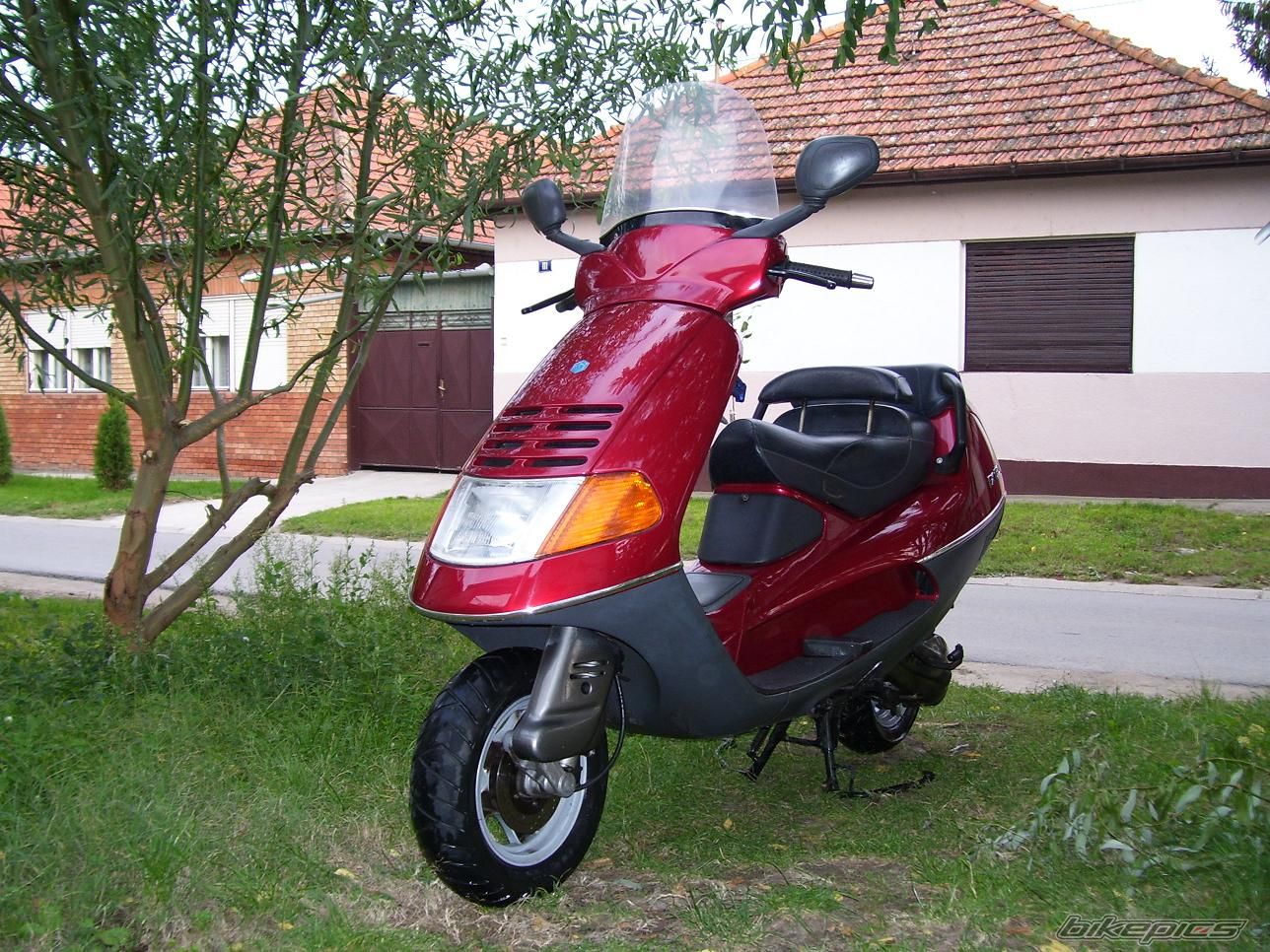 1997 PIAGGIO HEXAGON | Picture 1437569 motorcycle photo