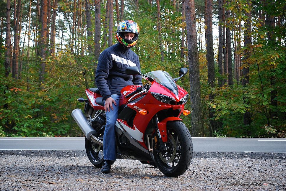2005 YAMAHA YZF R6 | Picture 1439347 motorcycle photo