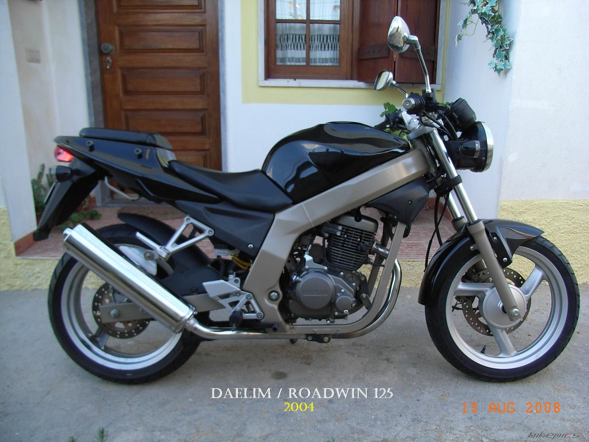 2004 DAELIM ROADWIN | Picture 1440677 motorcycle photo