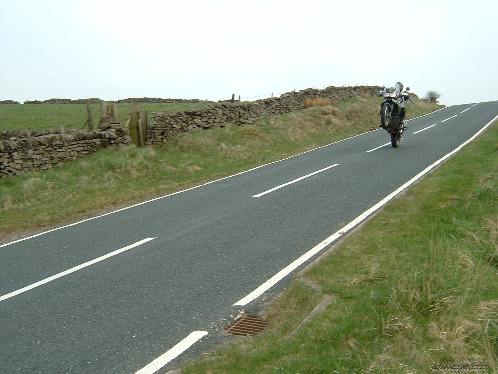 2004 APRILIA ETV 1000 | Picture 144153 motorcycle photo